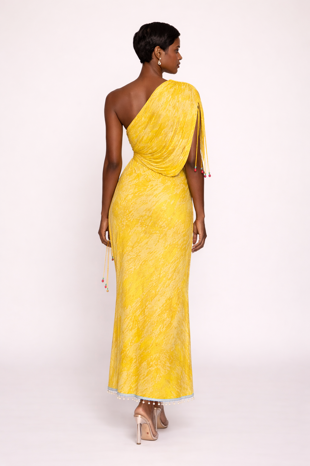 Heritage Dress ה He