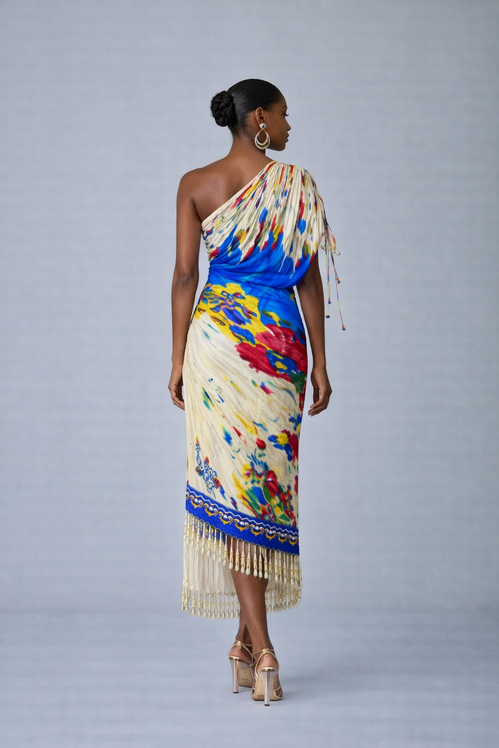 Heritage Dress ו Waw