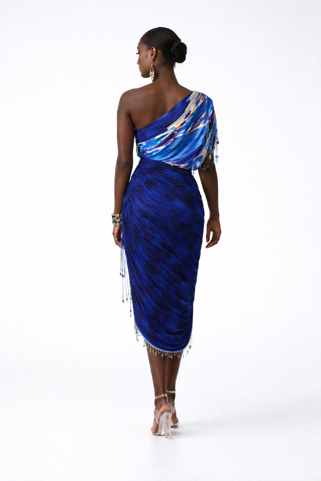 Heritage Dress ז Zayin